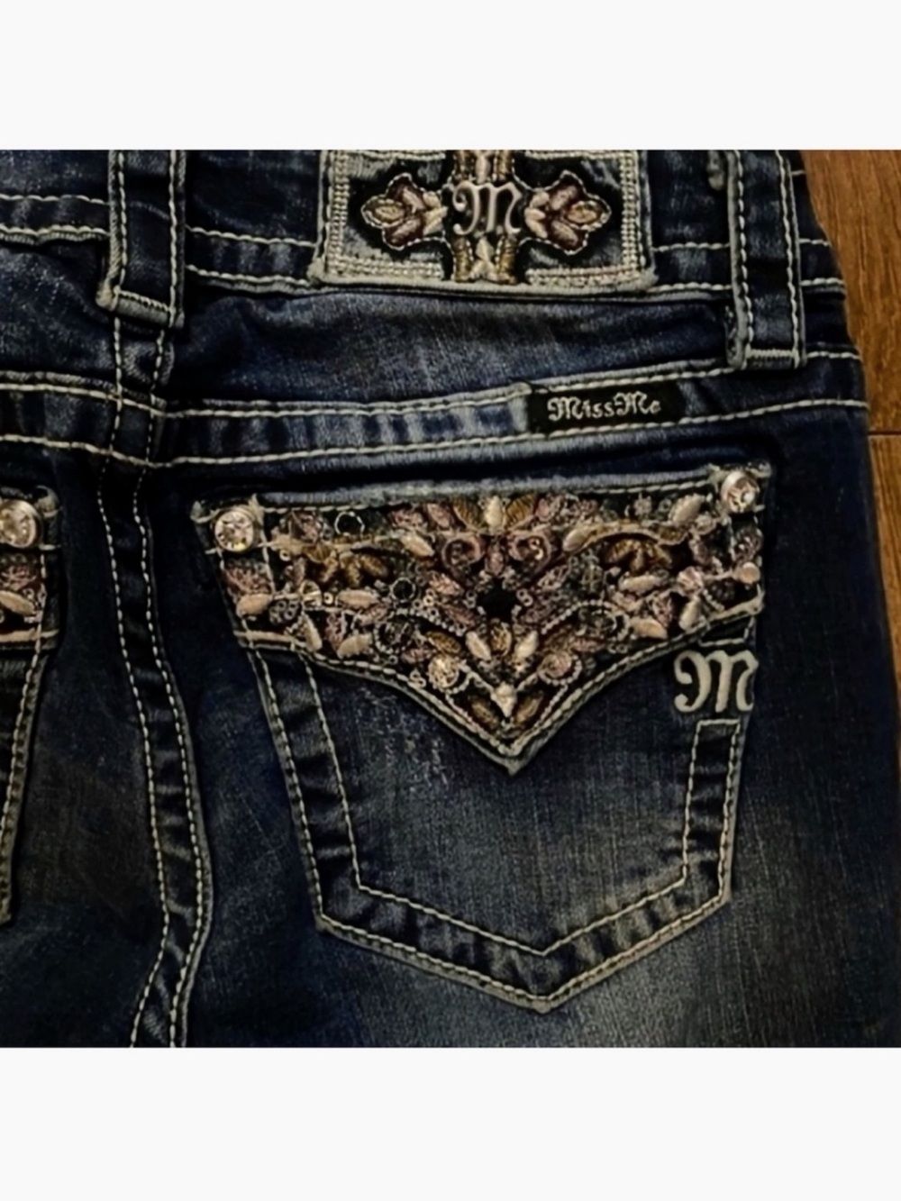 Gorgeous Miss Me Boot Jeans With Embellished Pockets 28” Inseam Hemmed